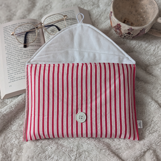 Pochette Lola - Livre de poche