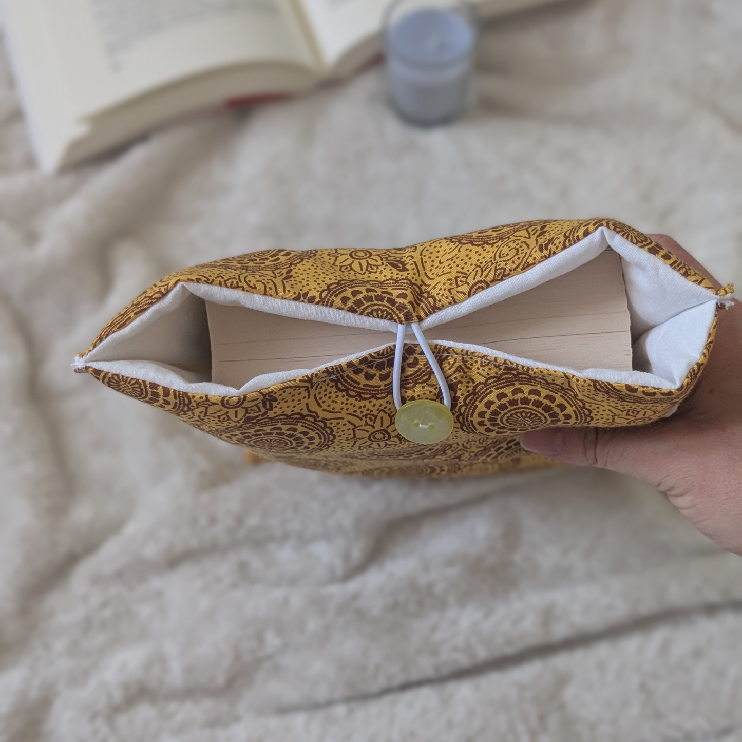 Pochette Lucie - Livre broché