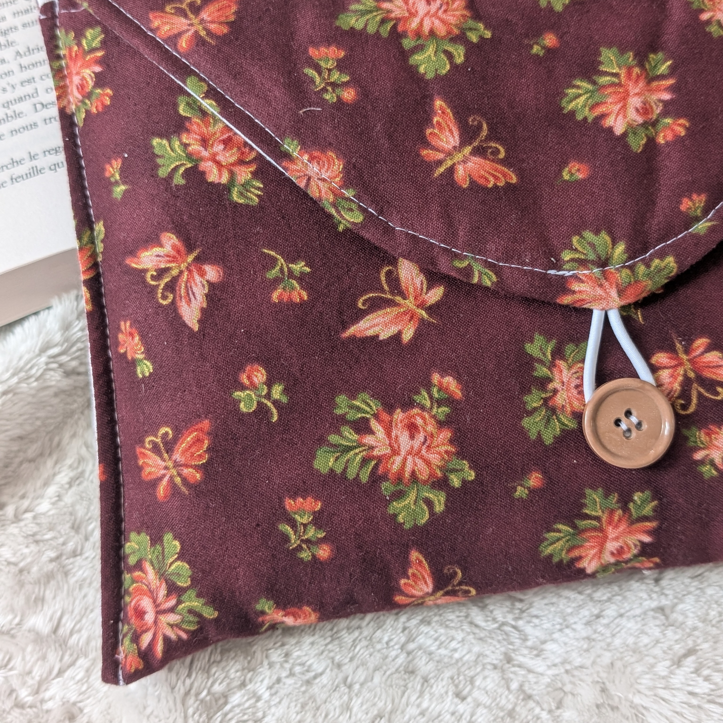 Pochette Lily - Livre de poche