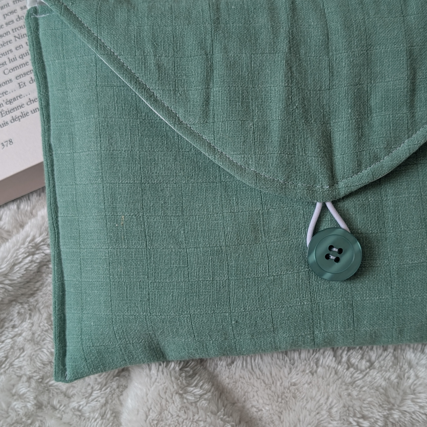 Pochette Caroline - Livre de poche