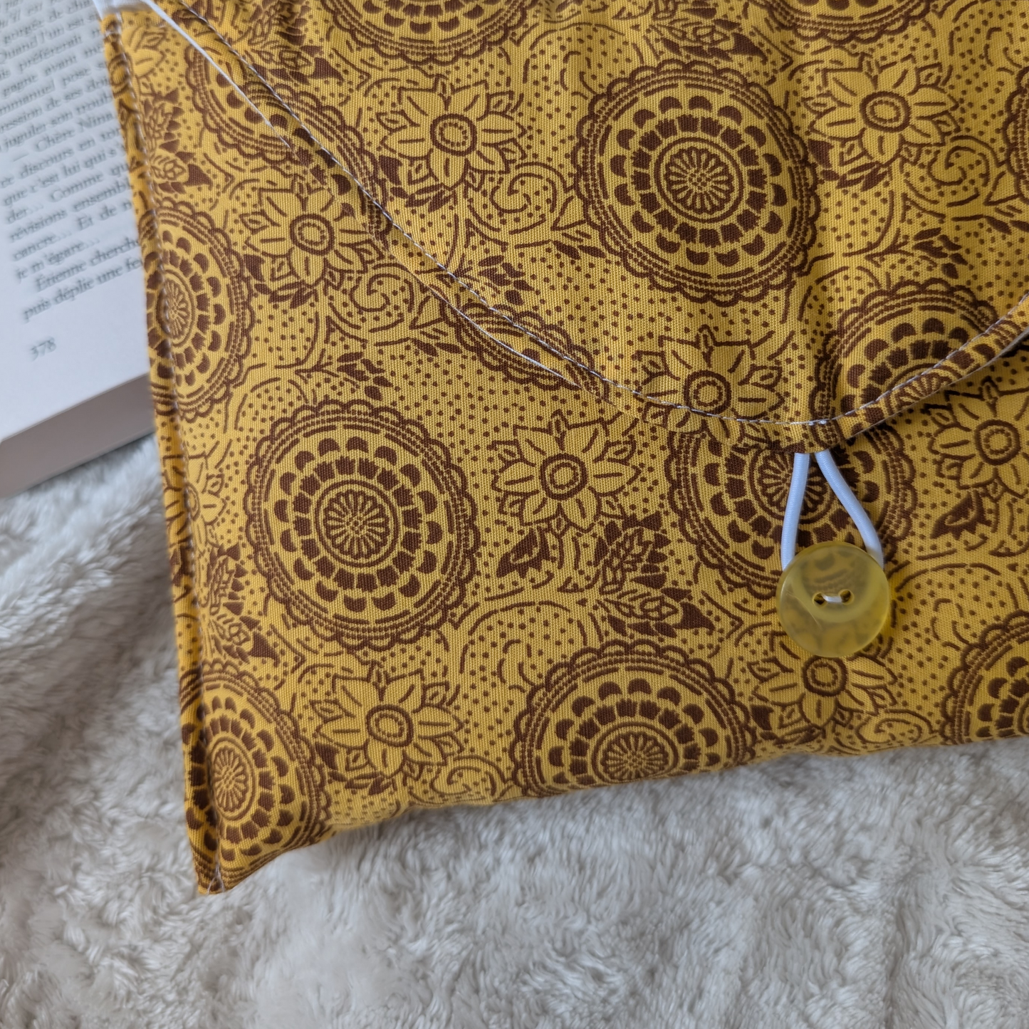 Pochette Lucie - Livre de poche